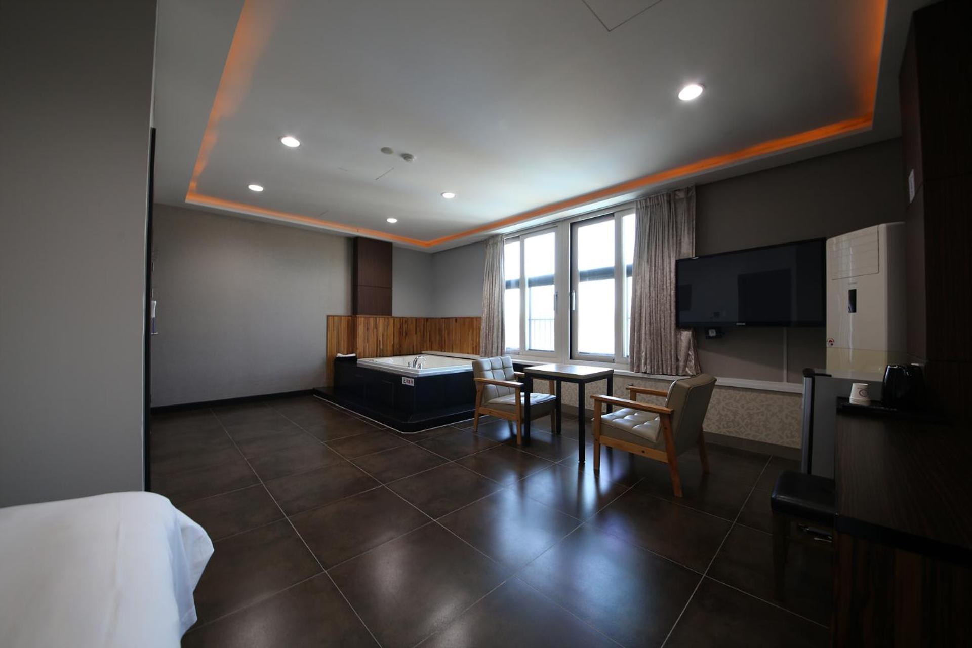 Hotel Memory Jumunjin- Welcome Drink Provided Gangneung Extérieur photo